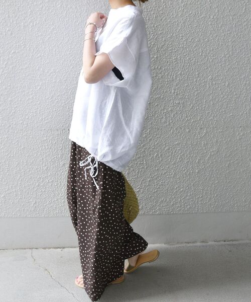 SHIPS any(シップス エニィ)の「SHIPS any: オーガニック リネン ヘム ドロスト シャツ〈ウォッシャブル〉◇(シャツ/ブラウス・レディース・ホワイト/ラベンダー/ブラウン/レッド・ONE SIZE)」の6枚目の写真