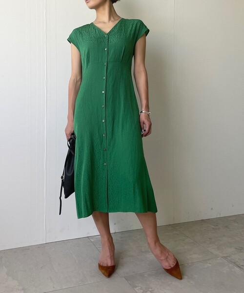 JET(ジェット)の「◆【ウォッシャブル】フロントボタン花柄Vネックワンピース(ワンピース・レディース・グリーン系その他5/ネイビー系3・04)」の10枚目の写真