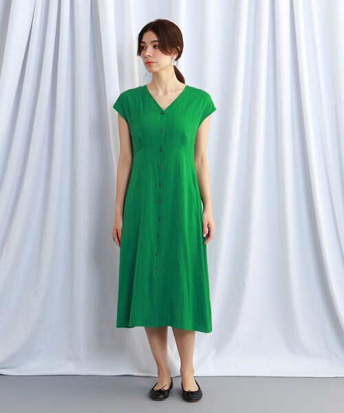 JET(ジェット)の「◆【ウォッシャブル】フロントボタン花柄Vネックワンピース(ワンピース・レディース・グリーン系その他5/ネイビー系3・04)」の14枚目の写真