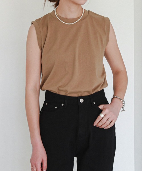 feepur（フェピュール）の「【抗菌加工】無地タンクトップpackT（タンクトップ・レディース・ブラック/サックスブルー/モカ・MEDIUM）」の22枚目の写真