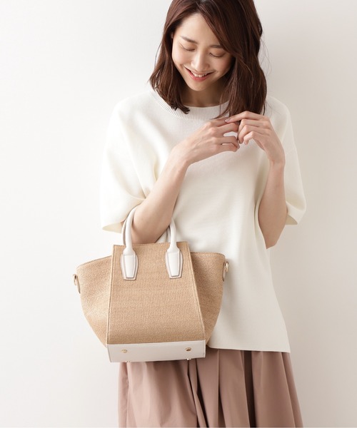 NATURAL BEAUTY BASIC（ナチュラルビューティーベーシック）の「スクエアステッチトート（トートバッグ・レディース・ブラック/ベージュ・ﾌﾘ-）」の2枚目の写真