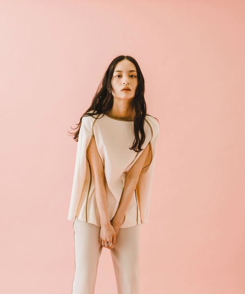 SENSE OF PLACE by URBAN RESEARCH(センスオブプレイスバイアーバンリサーチ)の「naturaglace×SENSE OF PLACE 『別注』ナチュラグラッセ ポンチョトップ(Tシャツ/カットソー・レディース・オフホワイト/ライトベージュ/ラベンダー・ONE)」の7枚目の写真