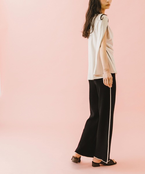 SENSE OF PLACE by URBAN RESEARCH(センスオブプレイスバイアーバンリサーチ)の「naturaglace×SENSE OF PLACE 『別注』ナチュラグラッセ ポンチョトップ(Tシャツ/カットソー・レディース・オフホワイト/ライトベージュ/ラベンダー・ONE)」の5枚目の写真