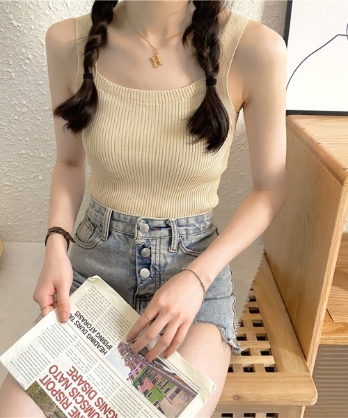 yuue' ( wear )（ユーイ）の「フロントスクエア タンクトップ（タンクトップ・レディース・ホワイト/ブラック/ベージュ/ライトピンク・FREE）」の2枚目の写真