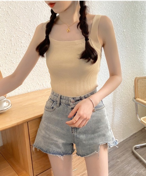 yuue' ( wear )（ユーイ）の「フロントスクエア タンクトップ（タンクトップ・レディース・ホワイト/ブラック/ベージュ/ライトピンク・FREE）」の11枚目の写真