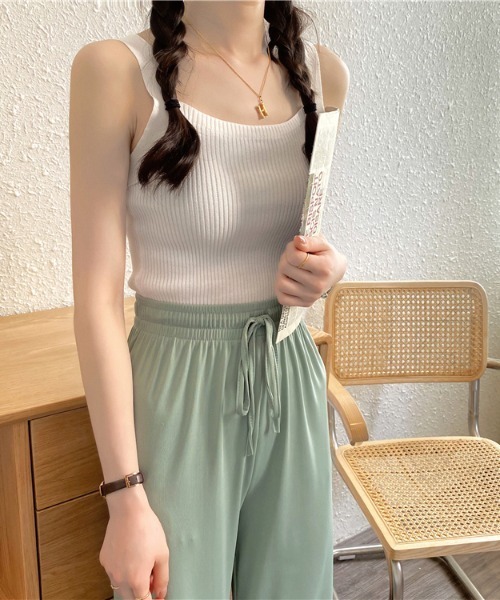 yuue' ( wear )（ユーイ）の「フロントスクエア タンクトップ（タンクトップ・レディース・ホワイト/ブラック/ベージュ/ライトピンク・FREE）」の9枚目の写真