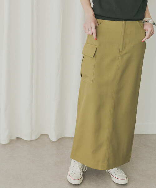 KBF（ケイビーエフ）の「KBF+　ポケットスリットロングスカート（スカート・レディース・ブラック/オリーブ/ベージュ系その他・ONE）」の5枚目の写真