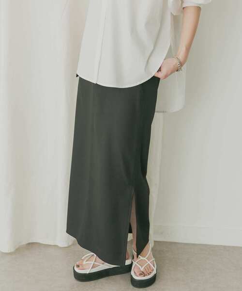 KBF（ケイビーエフ）の「KBF+　ポケットスリットロングスカート（スカート・レディース・ブラック/オリーブ/ベージュ系その他・ONE）」の20枚目の写真