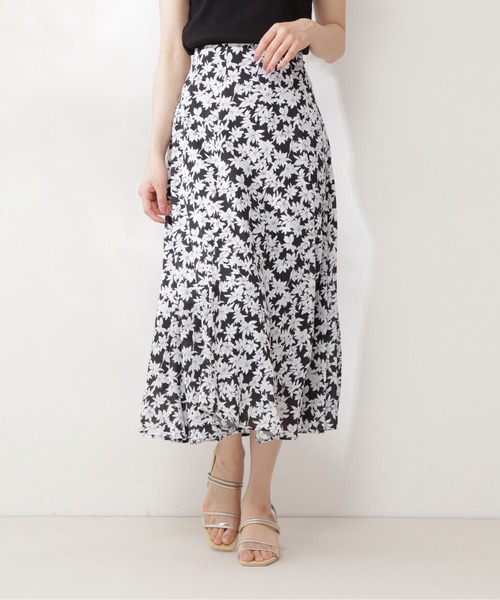 PROPORTION BODY DRESSING（プロポーションボディドレッシング）の「フラワーマーメイドスカート / 1211120908（スカート・レディース・ブラック/グレー・SMALL/MEDIUM）」の9枚目の写真