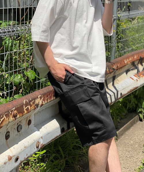 CIAOPANIC（チャオパニック）の「【WEB限定】ワイドシルエット カーゴショーツ /バギーシルエットショートパンツ（カーゴパンツ・メンズ・ブラック/ベージュ/オリーブ・MEDIUM/LARGE）」の4枚目の写真