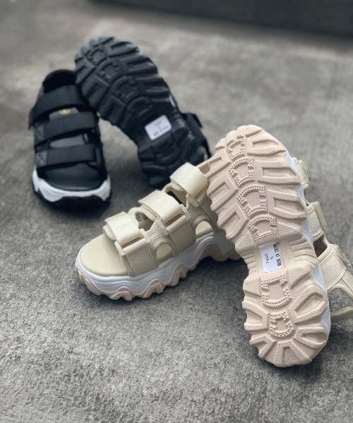 Shoes in Closet（シューズインクローゼット）の「厚底凹凸ボリュームソール ベルクロ厚底サンダル 《約4.5㎝ソール》7465（サンダル・レディース・ブラック/アイボリー・LL/S/M/L）」の4枚目の写真