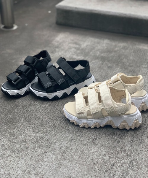 Shoes in Closet（シューズインクローゼット）の「厚底凹凸ボリュームソール ベルクロ厚底サンダル 《約4.5㎝ソール》7465（サンダル・レディース・ブラック/アイボリー・LL/S/M/L）」の5枚目の写真