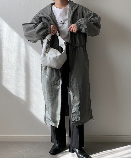 ISOOK（アイスー）の「Crescent hand bag / クレセントハンドバッグ（mi select）（ハンドバッグ・レディース・ホワイト/ブラック/ブラウン・FREE）」の19枚目の写真