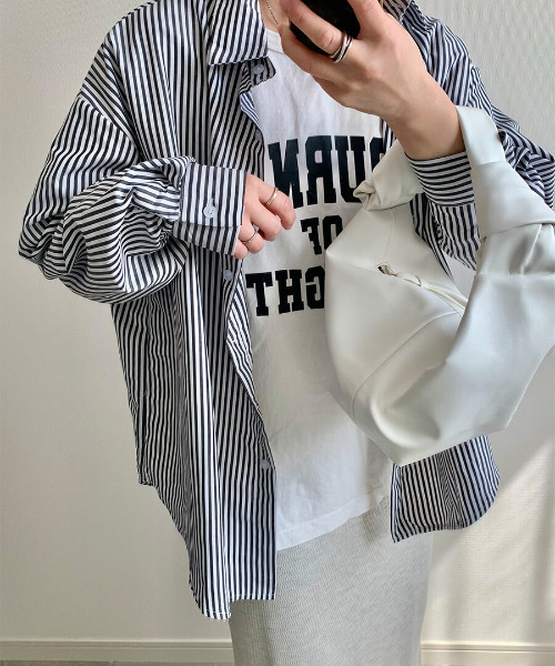 ISOOK（アイスー）の「Crescent hand bag / クレセントハンドバッグ（mi select）（ハンドバッグ・レディース・ホワイト/ブラック/ブラウン・FREE）」の22枚目の写真