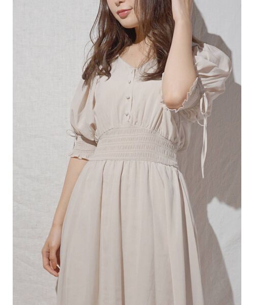 MERCURYDUO（マーキュリーデュオ）の「ボリュームスリーブシャーリングシャツワンピース（ワンピース・レディース・ベージュ/ライム/ブラック・FREE）」の14枚目の写真