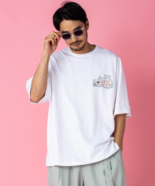 Mark Gonzales(マーク・ゴンザレス)の「Mark Gonzales(マーク ゴンザレス) グラフィックプリントハーフスリーブカットソー×5type(Tシャツ/カットソー・メンズ・ホワイト系1/ホワイト系2/ホワイト系3/ホワイト系4/ホワイト系5/ブラック系1/ブラック系2/ブラック系3/ブラック系4/ブラック系5・M/L/XL)」の2枚目の写真