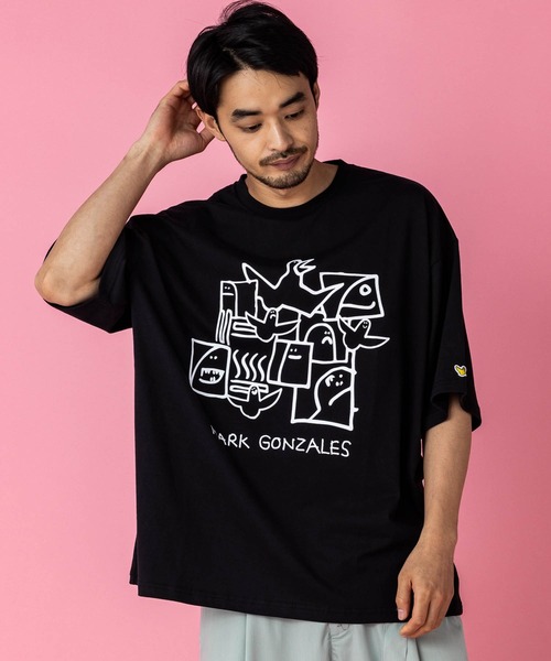 Mark Gonzales(マーク・ゴンザレス)の「Mark Gonzales(マーク ゴンザレス) グラフィックプリントハーフスリーブカットソー×5type(Tシャツ/カットソー・メンズ・ホワイト系1/ホワイト系2/ホワイト系3/ホワイト系4/ホワイト系5/ブラック系1/ブラック系2/ブラック系3/ブラック系4/ブラック系5・M/L/XL)」の8枚目の写真