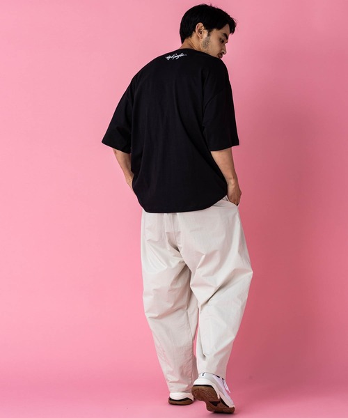 Mark Gonzales(マーク・ゴンザレス)の「Mark Gonzales(マーク ゴンザレス) グラフィックプリントハーフスリーブカットソー×5type(Tシャツ/カットソー・メンズ・ホワイト系1/ホワイト系2/ホワイト系3/ホワイト系4/ホワイト系5/ブラック系1/ブラック系2/ブラック系3/ブラック系4/ブラック系5・M/L/XL)」の11枚目の写真