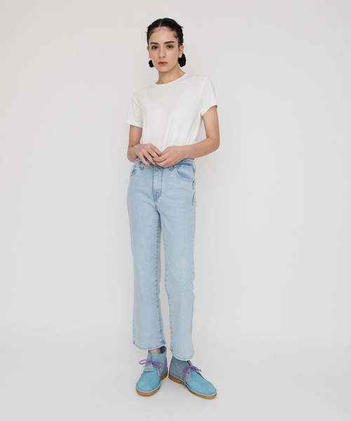 Levi's（リーバイス）の「HIGH WAISTED CROP フレア HIGH LIGHT（デニムパンツ・レディース・ライトインディゴブルー・27inch/23inch/24inch/29inch/25inch/30inch/26inch/28inch）」の6枚目の写真