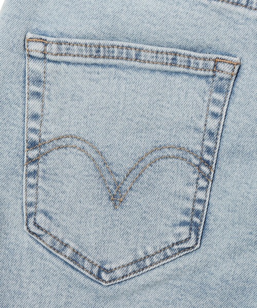 Levi's（リーバイス）の「HIGH WAISTED CROP フレア HIGH LIGHT（デニムパンツ・レディース・ライトインディゴブルー・27inch/23inch/24inch/29inch/25inch/30inch/26inch/28inch）」の17枚目の写真