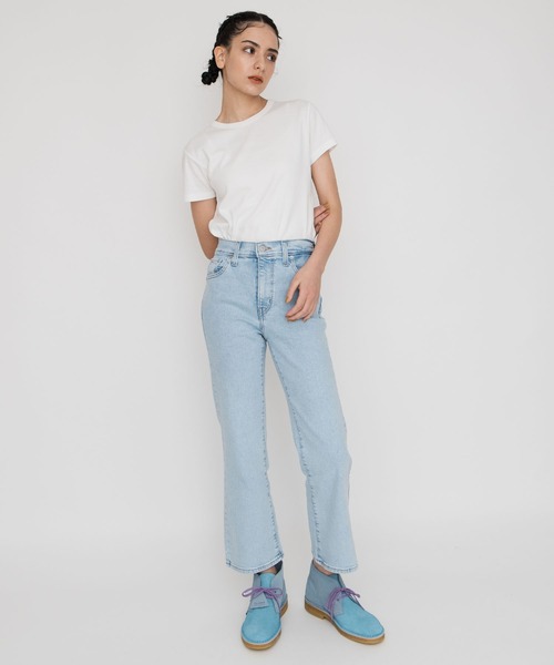 Levi's（リーバイス）の「HIGH WAISTED CROP フレア HIGH LIGHT（デニムパンツ・レディース・ライトインディゴブルー・27inch/23inch/24inch/29inch/25inch/30inch/26inch/28inch）」の19枚目の写真