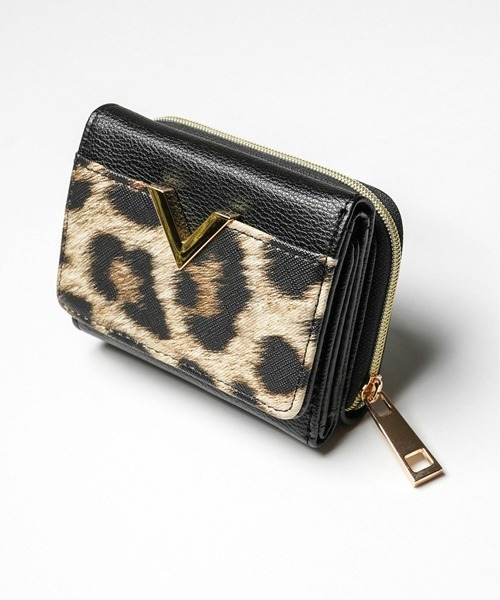 VENCEEXCHANGE（ヴァンスエクスチェンジ）の「【WEB限定】V字金具三つ折り財布（財布・レディース・ブラック/ワインレッド/その他32/その他31/マスタード・FREE）」の5枚目の写真