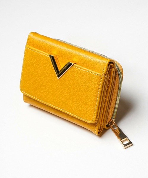 VENCEEXCHANGE（ヴァンスエクスチェンジ）の「【WEB限定】V字金具三つ折り財布（財布・レディース・ブラック/ワインレッド/その他32/その他31/マスタード・FREE）」の3枚目の写真