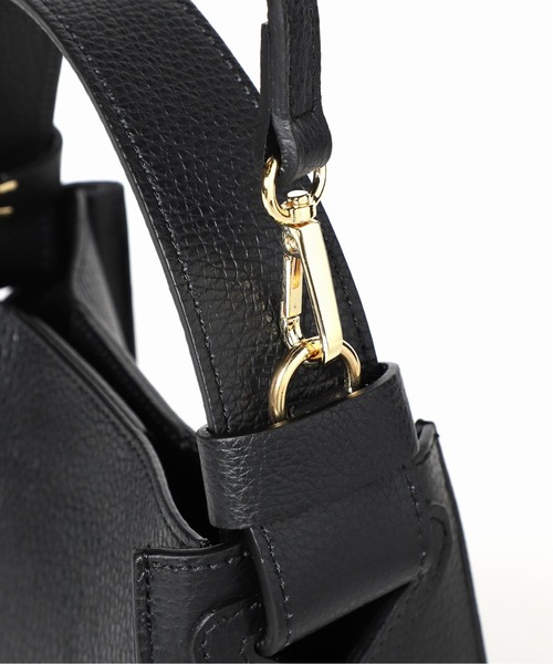 MARCO BIANCHINI（マルコビアンチーニ）の「BIANCHINI フトハンドルスクエアバッグ◆（ショルダーバッグ・レディース・ブラック/ベージュ/グリーン・FREE）」の4枚目の写真