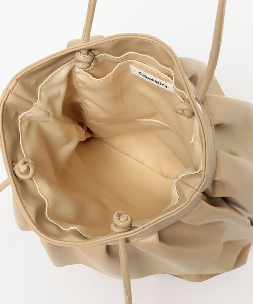 B:MING by BEAMS（ビーミングバイビームス）の「Casselini / フリル バッグ（トートバッグ・レディース・ブラック/ベージュ・ONE SIZE）」の7枚目の写真