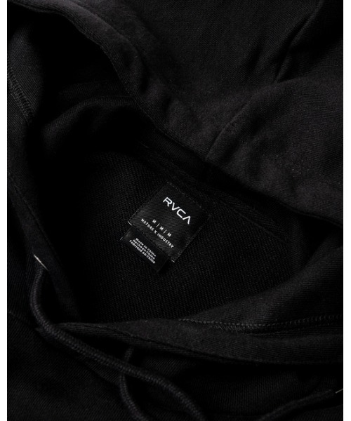 RVCA（ルーカ）の「RVCA メンズ  FAKE RVCA HD パーカー【2021年秋冬モデル】/ルーカロゴプルオーバーパーカー（パーカー・メンズ・ブラック/ネイビー/ブラウン/レッド・SMALL/MEDIUM/LARGE）」の10枚目の写真