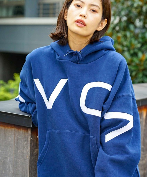RVCA（ルーカ）の「RVCA メンズ  FAKE RVCA HD パーカー【2021年秋冬モデル】/ルーカロゴプルオーバーパーカー（パーカー・メンズ・ブラック/ネイビー/ブラウン/レッド・SMALL/MEDIUM/LARGE）」の15枚目の写真