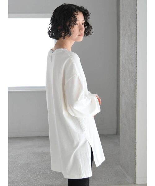 AMERICAN HOLIC（アメリカンホリック）の「サイドスリットカットチュニック（Tシャツ/カットソー・レディース・オフホワイト/ブラック/マスタード/モカ・L/M）」の15枚目の写真