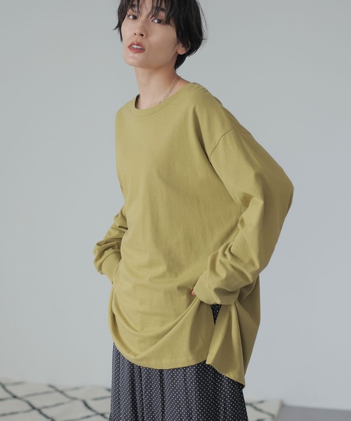 AMERICAN HOLIC（アメリカンホリック）の「サイドスリットカットチュニック（Tシャツ/カットソー・レディース・オフホワイト/ブラック/マスタード/モカ・L/M）」の4枚目の写真