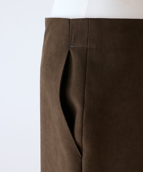 BEARDSLEY(ビアズリー)の「スエードタイトスカート(スカート・レディース・ブラウン/カーキ・FREE)」の7枚目の写真