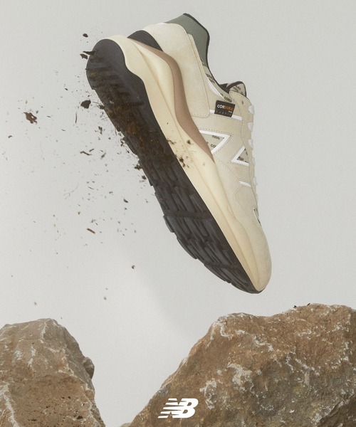 NEW BALANCE(ニューバランス)の「M5740(スニーカー・メンズ・ベージュ・23.5cm/29.0cm/26.5cm/23.0cm/27.0cm/24.0cm/27.5cm/24.5cm/25.5cm/22.5cm/28.0cm/26.0cm/30.0cm/25.0cm/28.5cm)」の6枚目の写真