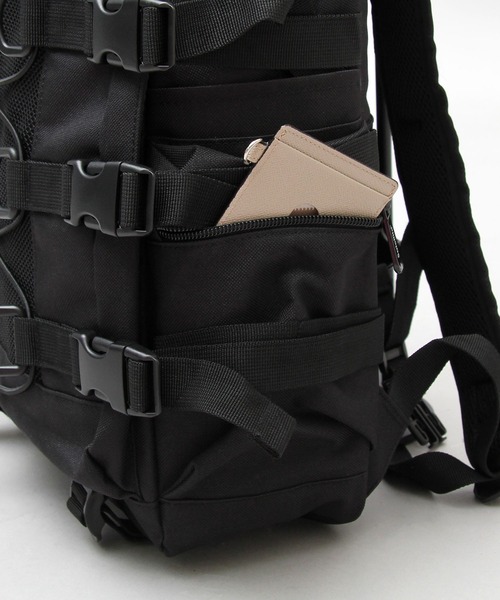 Satellite（サテライト）の「Satellite / サテライト / And Studios FLOCKK フロック / 防水素材 バックパック / リュックサック / 25リットル / キャリーオンバッグ（バックパック/リュック・メンズ・ブラック系その他/ブラック・FREE）」の13枚目の写真