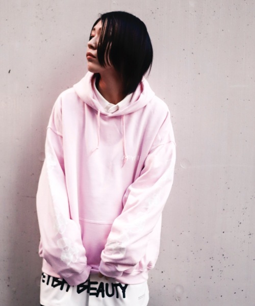 AFYF（エーエフワイエフ）の「AFYF GILDAN BODYDARK BEAR HOODED SW/ビッグシルエット ギルダンボディ ダークベアー ビッグプルオーバー パーカー/スウェット（パーカー・メンズ・ブラック系その他5/マルーン/ブラック系その他3/ブラック系その他2/ブラック系その他/ブルー系その他/グリーン系その他2/パープル系その他/ブルー系その他5/ホワイト系その他/レッド/ピンク系その他/ブルー系その他3/グレー系その他/ブルー系その他4/ブルー系その他2/ブラック系その他6/ホワイト系その他2/レッド系その他/ホワイト系その他3・FREE）」の18枚目の写真