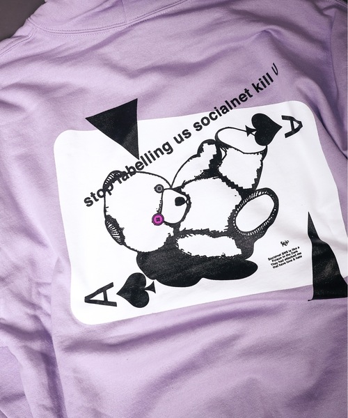 AFYF（エーエフワイエフ）の「AFYF GILDAN BODYDARK BEAR HOODED SW/ビッグシルエット ギルダンボディ ダークベアー ビッグプルオーバー パーカー/スウェット（パーカー・メンズ・ブラック系その他5/マルーン/ブラック系その他3/ブラック系その他2/ブラック系その他/ブルー系その他/グリーン系その他2/パープル系その他/ブルー系その他5/ホワイト系その他/レッド/ピンク系その他/ブルー系その他3/グレー系その他/ブルー系その他4/ブルー系その他2/ブラック系その他6/ホワイト系その他2/レッド系その他/ホワイト系その他3・FREE）」の21枚目の写真