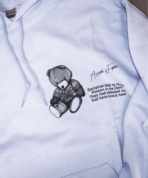 AFYF（エーエフワイエフ）の「AFYF GILDAN BODYDARK BEAR HOODED SW/ビッグシルエット ギルダンボディ ダークベアー ビッグプルオーバー パーカー/スウェット（パーカー・メンズ・ブラック系その他5/マルーン/ブラック系その他3/ブラック系その他2/ブラック系その他/ブルー系その他/グリーン系その他2/パープル系その他/ブルー系その他5/ホワイト系その他/レッド/ピンク系その他/ブルー系その他3/グレー系その他/ブルー系その他4/ブルー系その他2/ブラック系その他6/ホワイト系その他2/レッド系その他/ホワイト系その他3・FREE）」の22枚目の写真