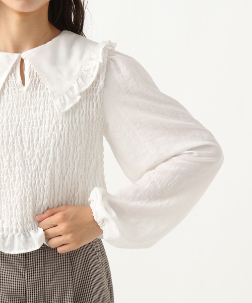 repipi armario（レピピ アルマリオ）の「フリル襟シャーリングブラウス（シャツ/ブラウス・キッズ・ブラウン系その他/ホワイト・MEDIUM/SMALL/LARGE）」の21枚目の写真