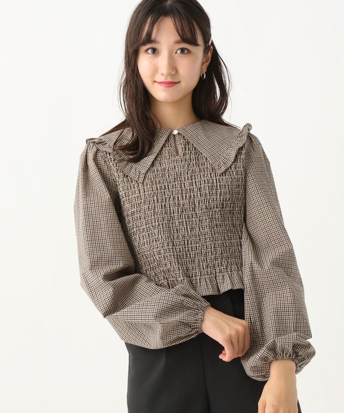 repipi armario（レピピ アルマリオ）の「フリル襟シャーリングブラウス（シャツ/ブラウス・キッズ・ブラウン系その他/ホワイト・MEDIUM/SMALL/LARGE）」の14枚目の写真