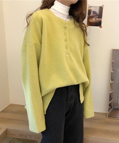 Girly Doll（ガーリードール）の「ヘンリーネックレーナー（スウェット・レディース・イエロー/グリーン・FREE）」の4枚目の写真