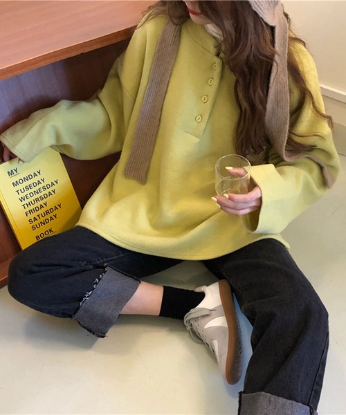 Girly Doll（ガーリードール）の「ヘンリーネックレーナー（スウェット・レディース・イエロー/グリーン・FREE）」の5枚目の写真