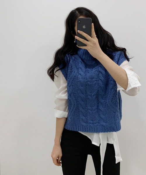 VitaFelice（ヴィータフェリーチェ）の「ケーブルニットベスト（ベスト・レディース・オレンジ/ベージュ系その他/ブラック/ブルー・FREE）」の17枚目の写真