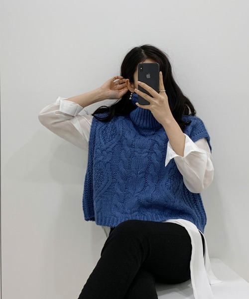 VitaFelice（ヴィータフェリーチェ）の「ケーブルニットベスト（ベスト・レディース・オレンジ/ベージュ系その他/ブラック/ブルー・FREE）」の21枚目の写真