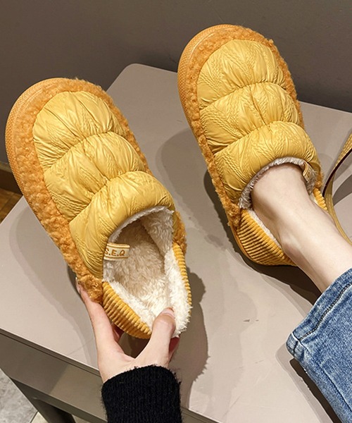 DAY CLOSET(デイ クローゼット)の「2WAYキルティングボアルームシューズ(ルームシューズ/スリッパ・メンズ・ブラウン/ピンク/イエロー/オレンジ/グレー・25cm/26cm/27cm/23cm/24cm)」の9枚目の写真