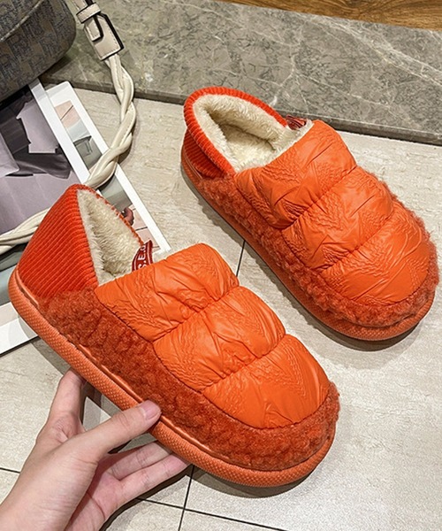 DAY CLOSET(デイ クローゼット)の「2WAYキルティングボアルームシューズ(ルームシューズ/スリッパ・メンズ・ブラウン/ピンク/イエロー/オレンジ/グレー・25cm/26cm/27cm/23cm/24cm)」の13枚目の写真