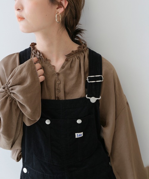 美品✨定価１.３万❤️　ブラック　ピーチサテンギャザーブラウス【手洗い可能】◆ SLOBE IENA（スローブイエナ）の「ピーチサテンギャザーブラウス