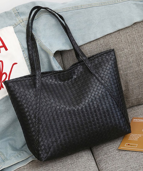 Dita（ディータ）の「ベーシックトートバッグA4（トートバッグ・レディース・レッド/ブラック/ネイビー/ブラック系その他・FREE）」の3枚目の写真