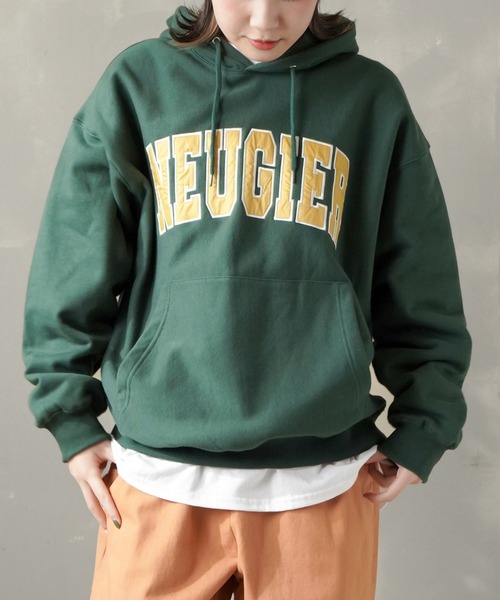 SPINNS（スピンズ）の「NEUGIERカレッジロゴパーカー（パーカー）」 - WEAR